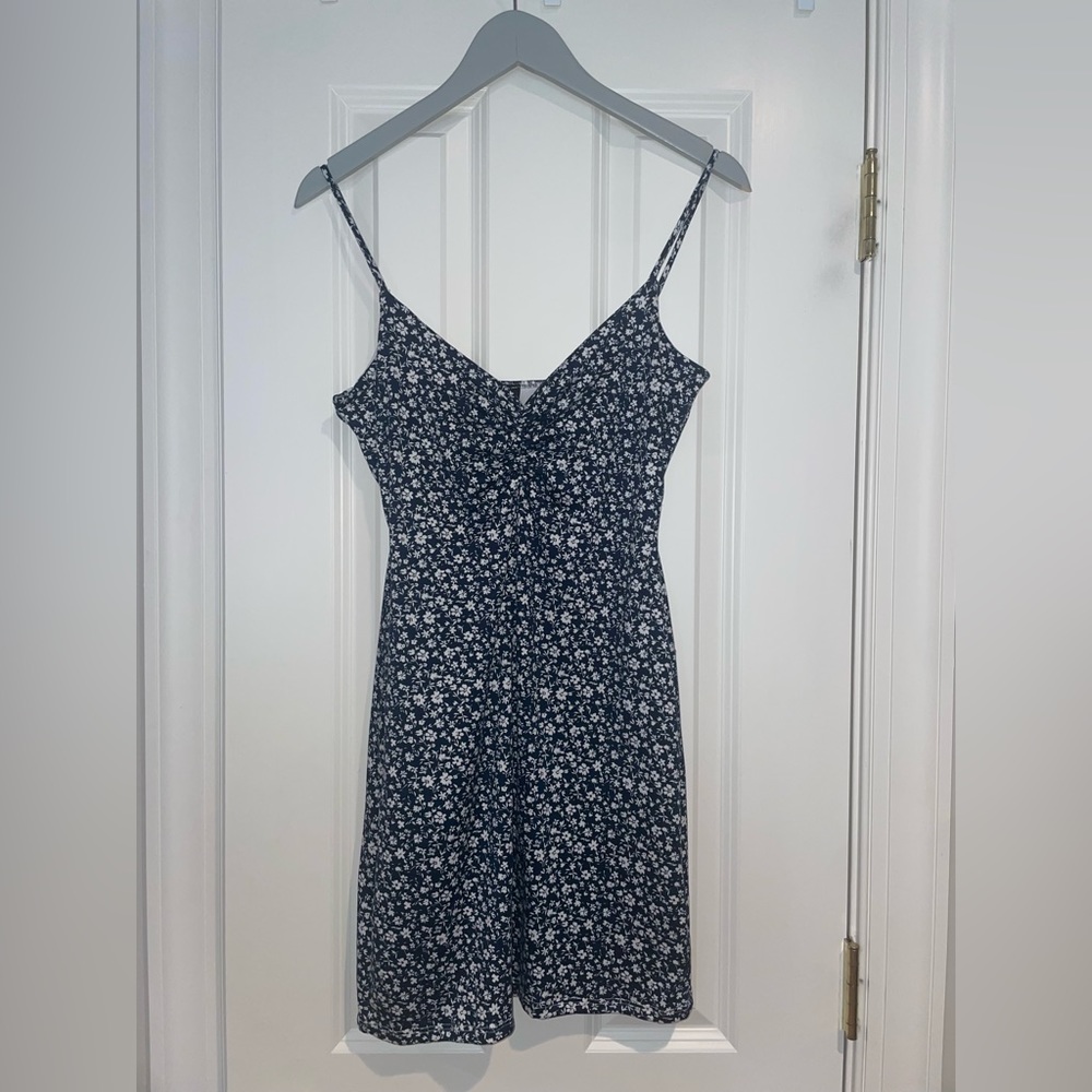 Windsor Blue & White Flowers Body-Con Dress